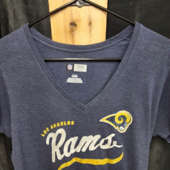 LA RAMS short sleeve t shirt size Women's Large - Picture 6 of 8